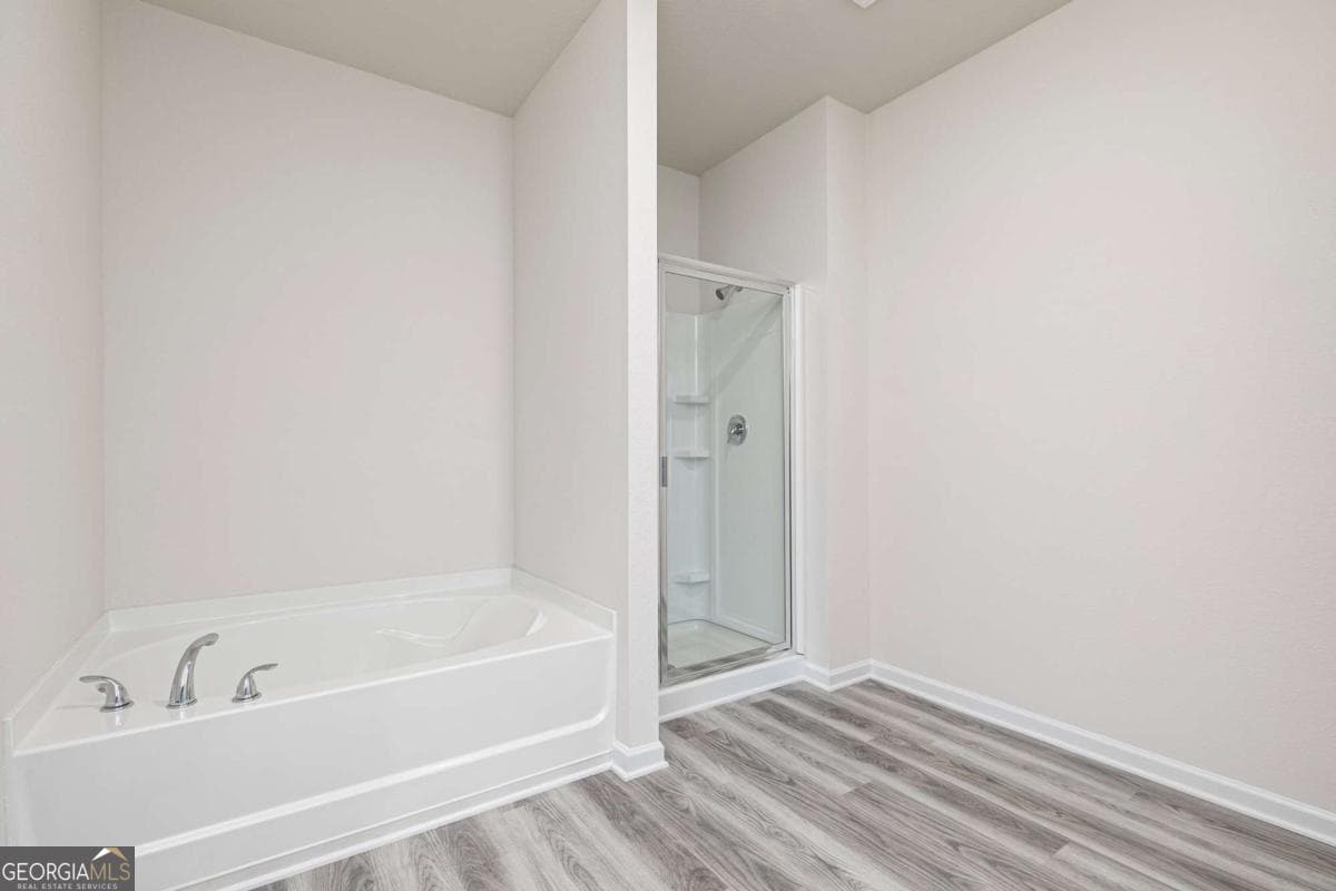 3 bedroom, 2 bathroom, 1,863 sq ft single family residence for sale at 387 Sand Dune Way, Conyers, GA 30013 — photo 7