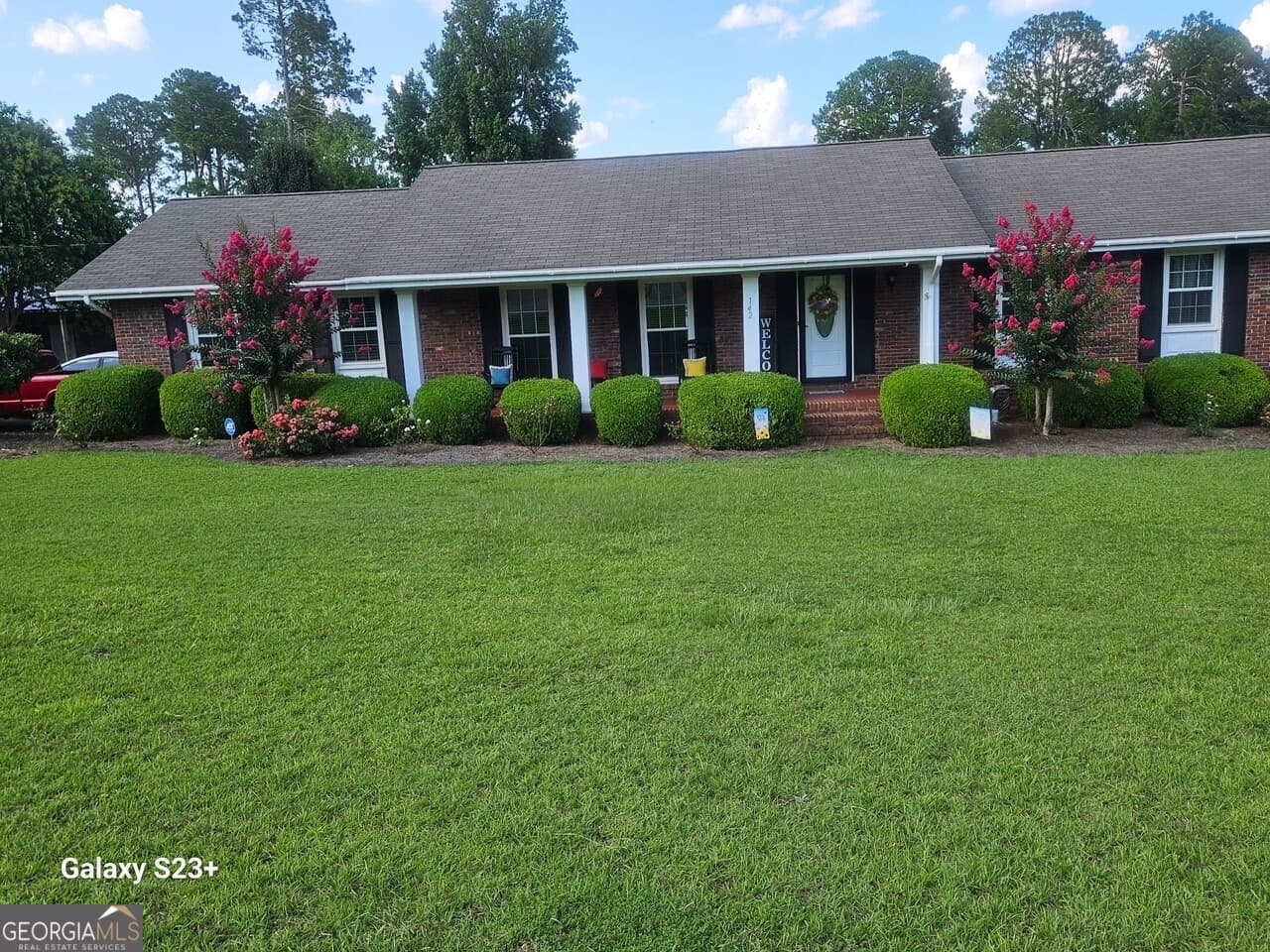 4 bedroom, 2 bathroom, 1,971 sq ft single family residence for sale at 142 Lakewood Drive, Blakely, GA 39823