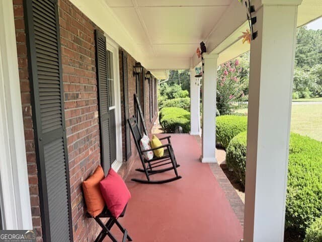 4 bedroom, 2 bathroom, 1,971 sq ft single family residence for sale at 142 Lakewood Drive, Blakely, GA 39823 — photo 8
