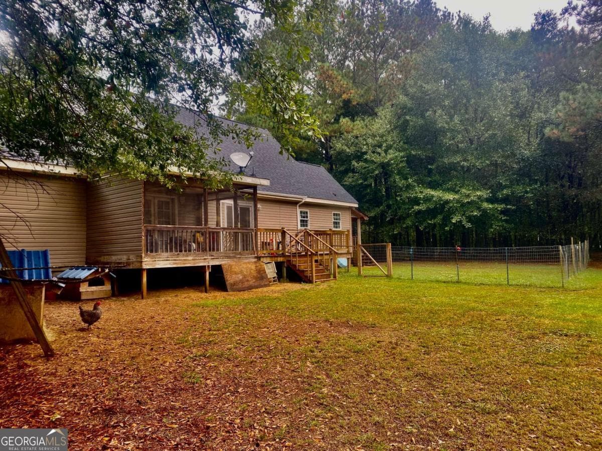 5 bedroom, 3.5 bathroom, 2,828 sq ft single family residence for sale at 290 Poplar Creek Road, Stephens, GA 30667 — photo 5