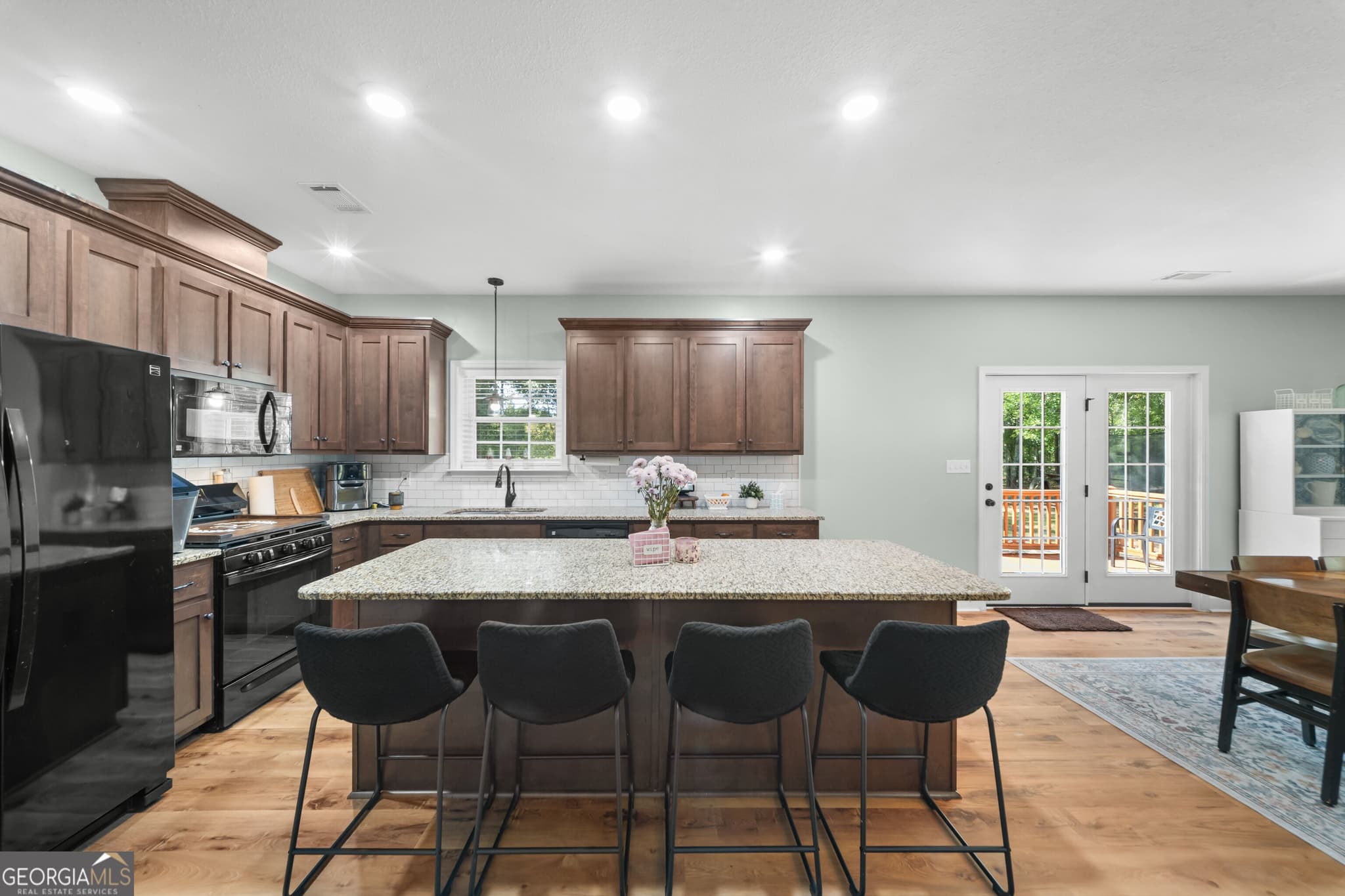 4 bedroom, 2.5 bathroom, 2,151 sq ft single family residence for sale at 1006 McBride Circle, Sylvania, GA 30467 — photo 7