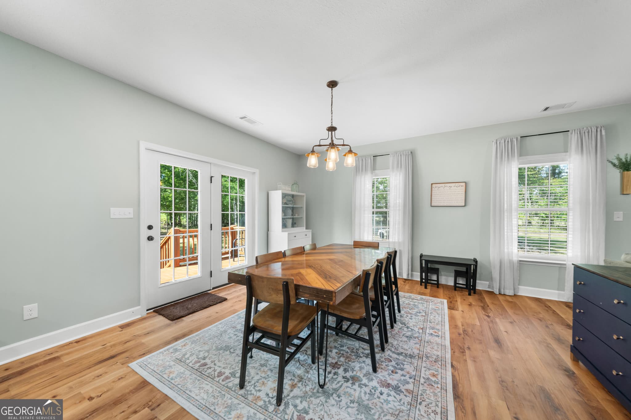 4 bedroom, 2.5 bathroom, 2,151 sq ft single family residence for sale at 1006 McBride Circle, Sylvania, GA 30467 — photo 9