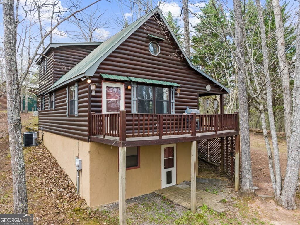 3 bedroom, 3 bathroom, 1,660 sq ft cabin,single family residence for sale at 130 Happy Valley Lane, Morganton, GA 30560 — photo 6