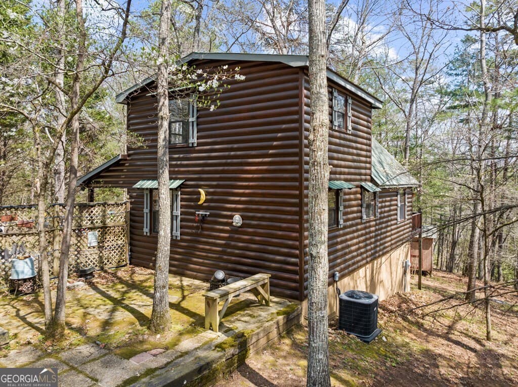3 bedroom, 3 bathroom, 1,660 sq ft cabin,single family residence for sale at 130 Happy Valley Lane, Morganton, GA 30560 — photo 8