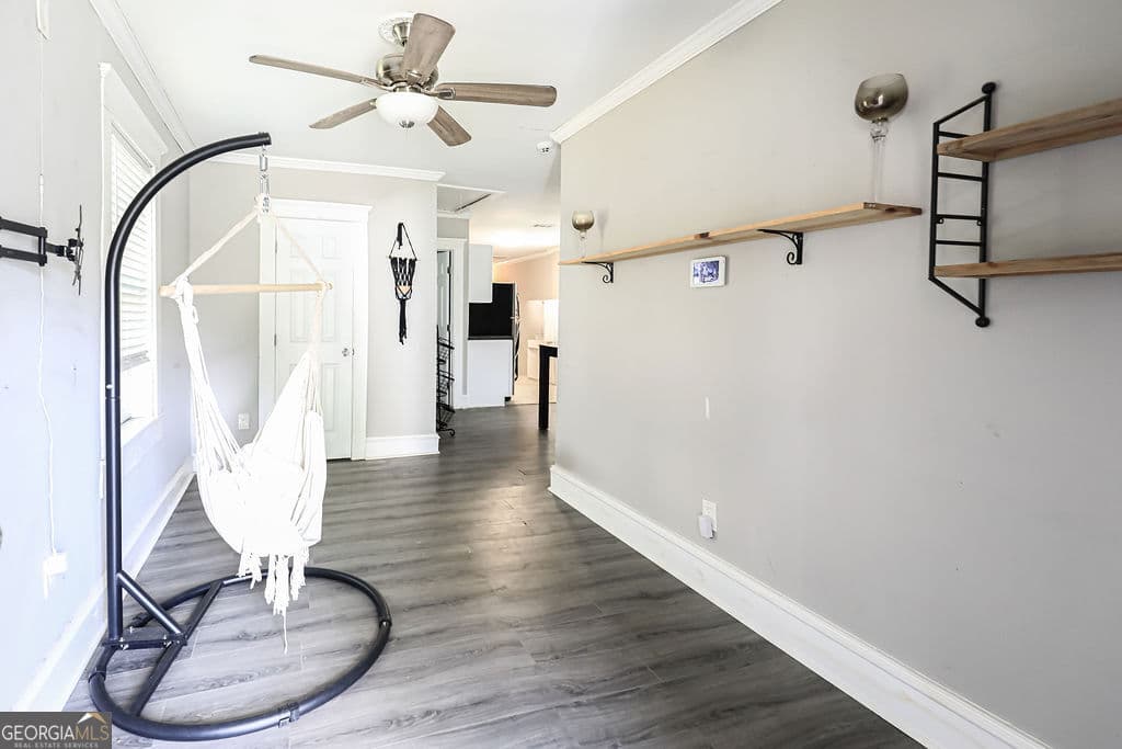 3 bedroom, 2 bathroom, 1,160 sq ft single family residence for sale at 26 W 54th Street, Savannah, GA 31405 — photo 9