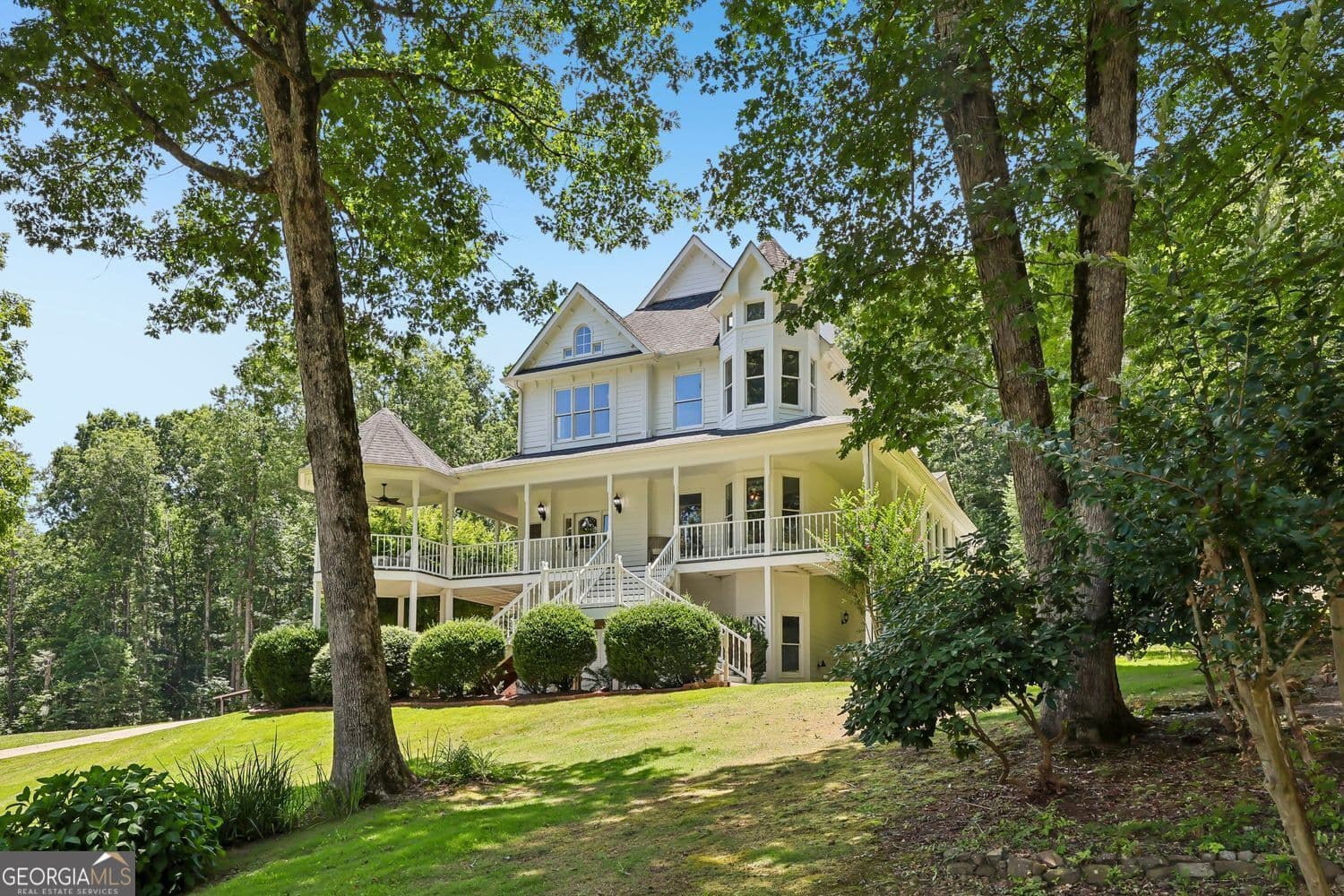 5 bedroom, 3.5 bathroom, 4,836 sq ft single family residence for sale at 4218 Roy Road, Ellijay, GA 30536 — photo 6