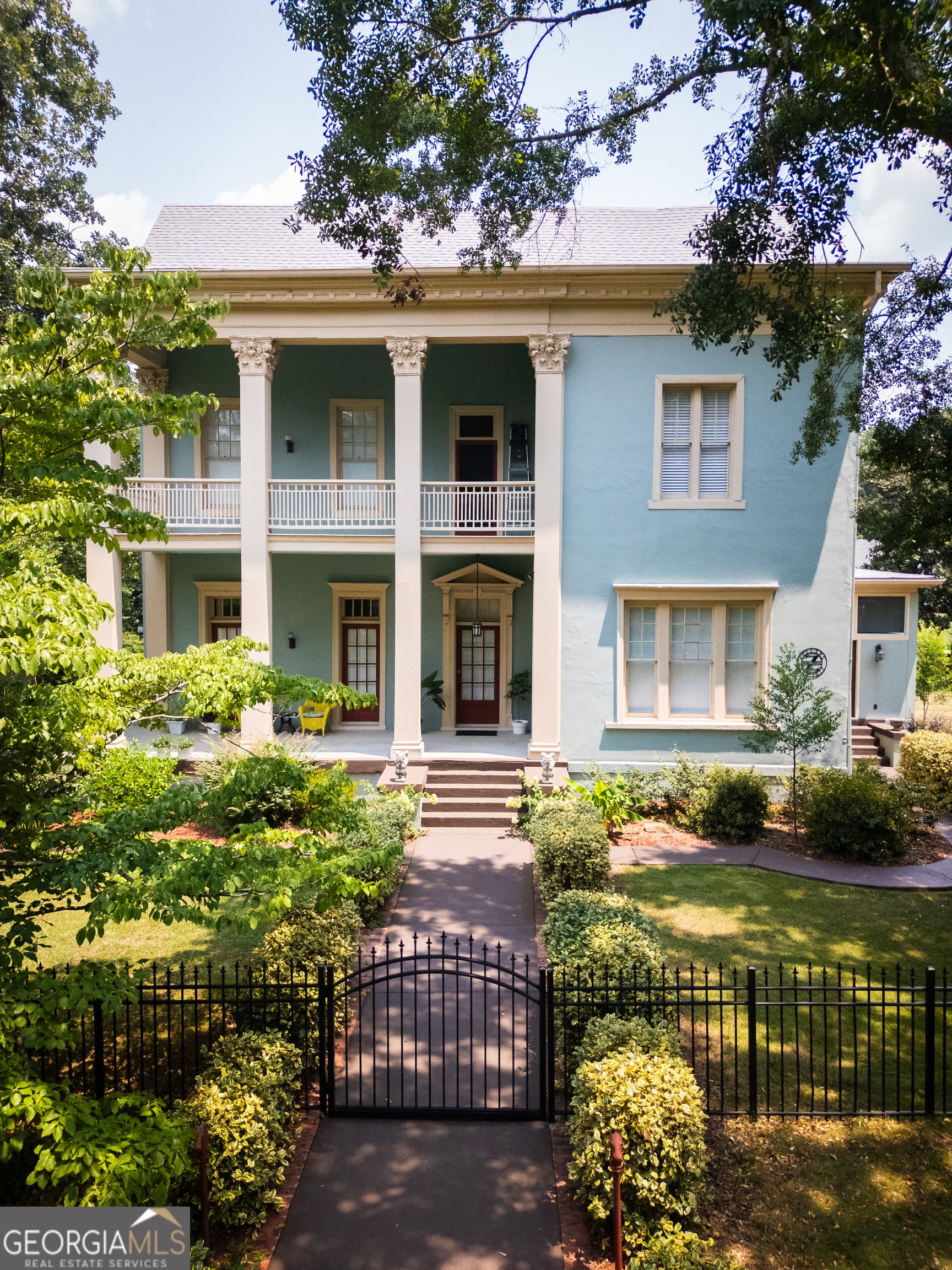 4 bedroom, 3 bathroom, 5,146 sq ft single family residence for sale at 26 Magnolia Street, Grantville, GA 30220 — photo 1 of 58