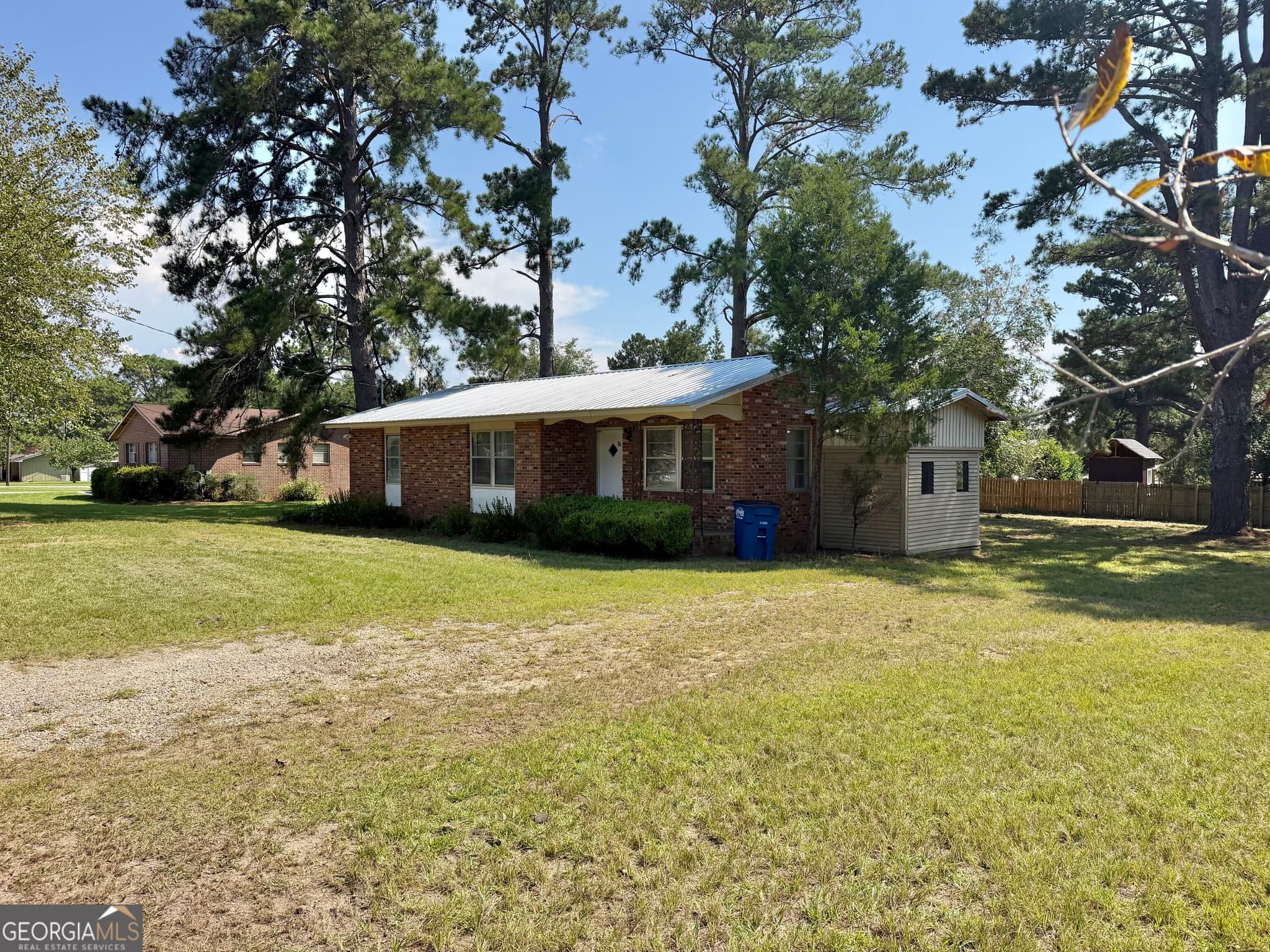 3 bedroom, 1 bathroom, 1,050 sq ft single family residence for sale at 36 Strozier Street, Mcrae-Helena, GA 31055 — photo 2