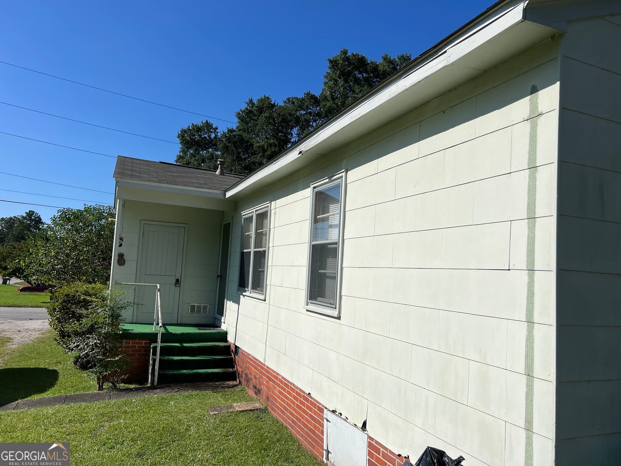 2 bedroom, 1 bathroom, 1,458 sq ft single family residence under contract at 507 S 17th Avenue, Lanett, AL 36863 — photo 9