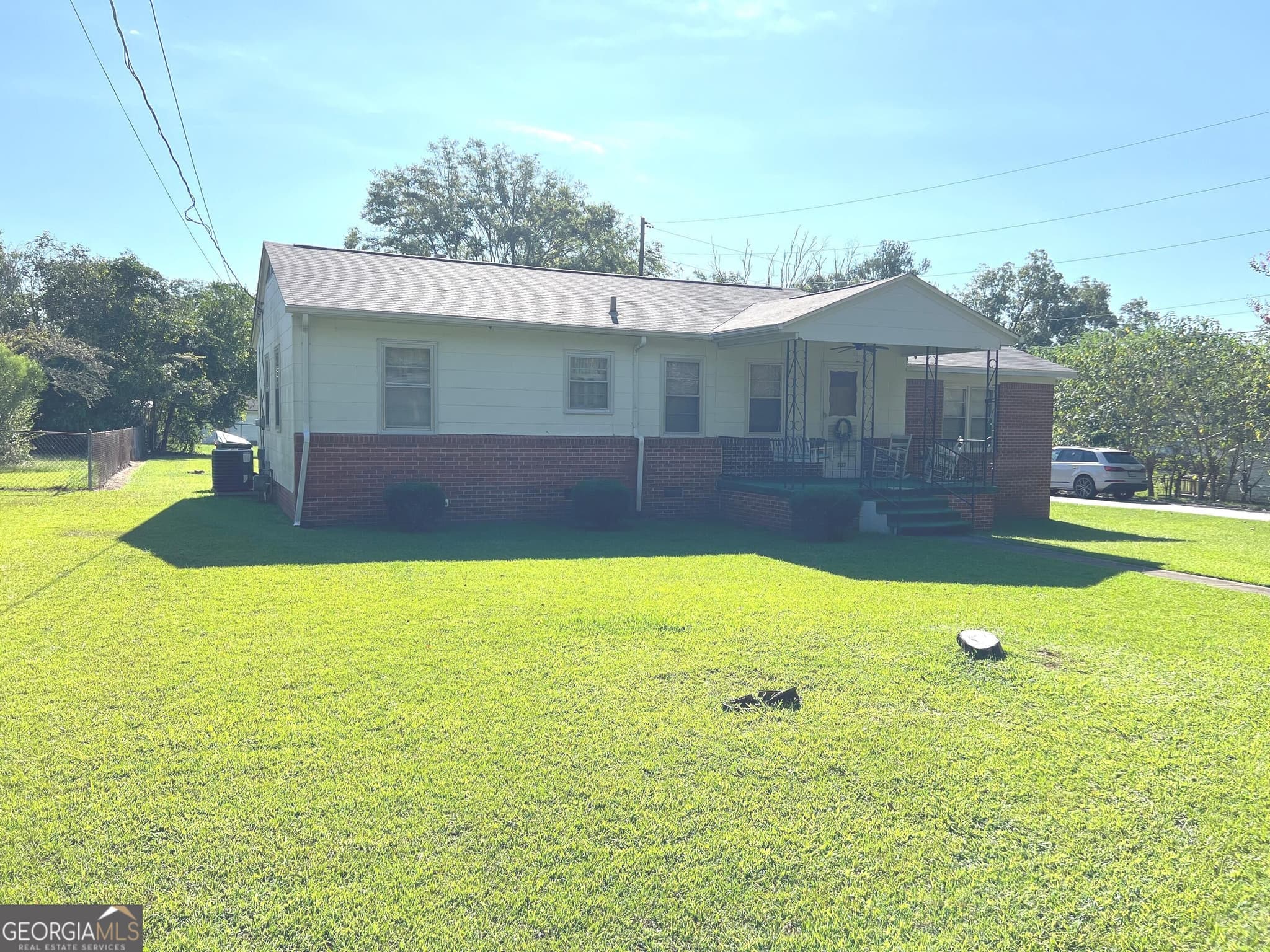 2 bedroom, 1 bathroom, 1,458 sq ft single family residence under contract at 507 S 17th Avenue, Lanett, AL 36863 — photo 8