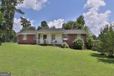 3 bedroom, 2 bathroom, 1,502 sq ft single family residence for sale at 4656 Illini Drive, Columbus, GA 31907 — photo 1 of 10