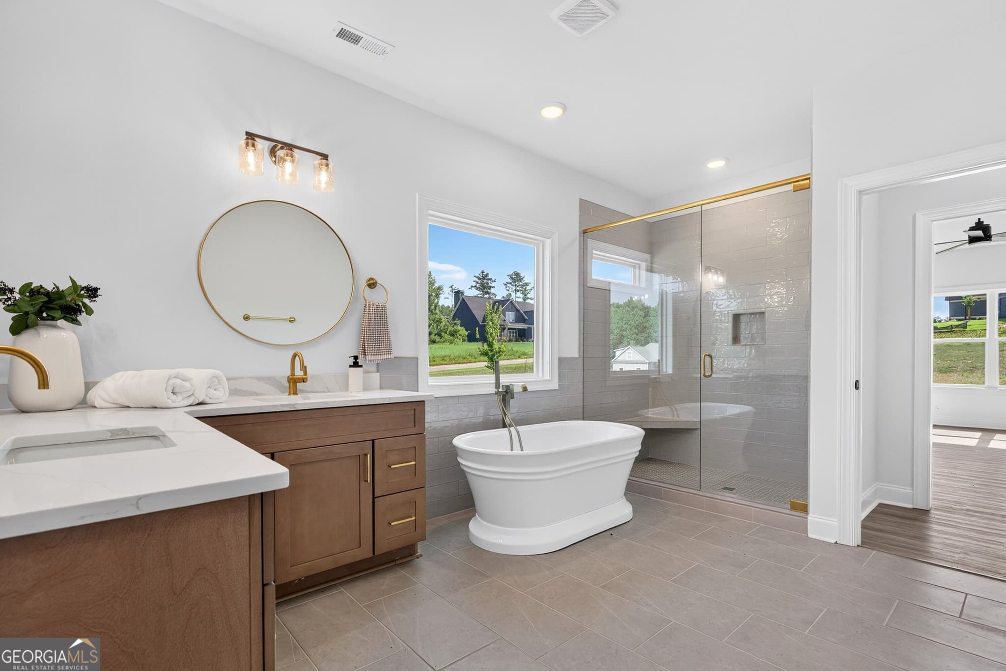 4 bedroom, 3.5 bathroom, 2,908 sq ft single family residence for sale at 360 Cammie Way, Williamson, GA 30292 — photo 3