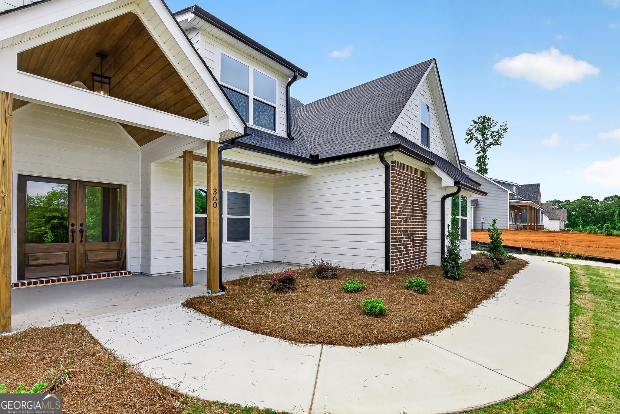 4 bedroom, 3.5 bathroom, 2,908 sq ft single family residence for sale at 360 Cammie Way, Williamson, GA 30292 — photo 8