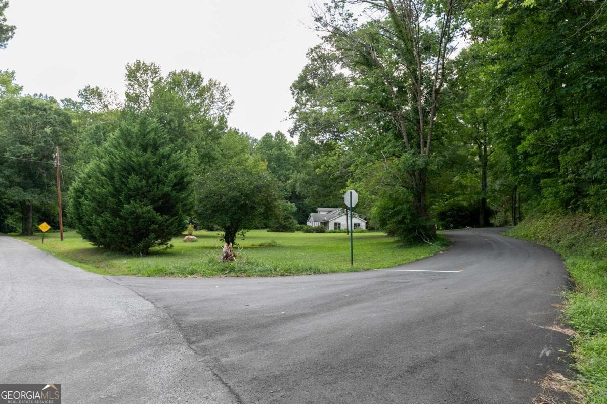 3 bedroom, 2 bathroom, 1,982 sq ft single family residence for sale at 435 Hampton Road, Cedartown, GA 30125 — photo 1 of 47