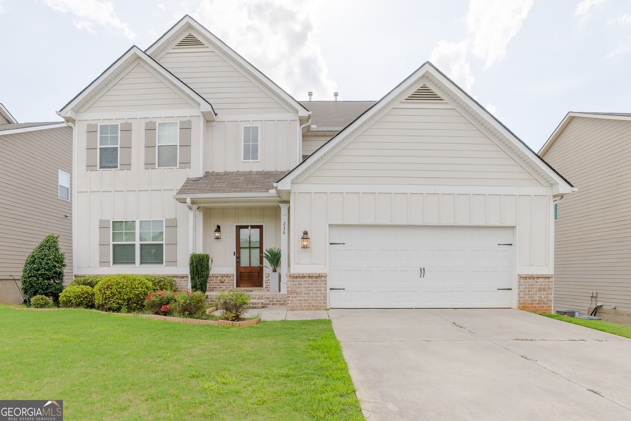 5 bedroom, 3 bathroom, 2,773 sq ft single family residence for sale at 236 Villa Grande Drive, Locust Grove, GA 30248