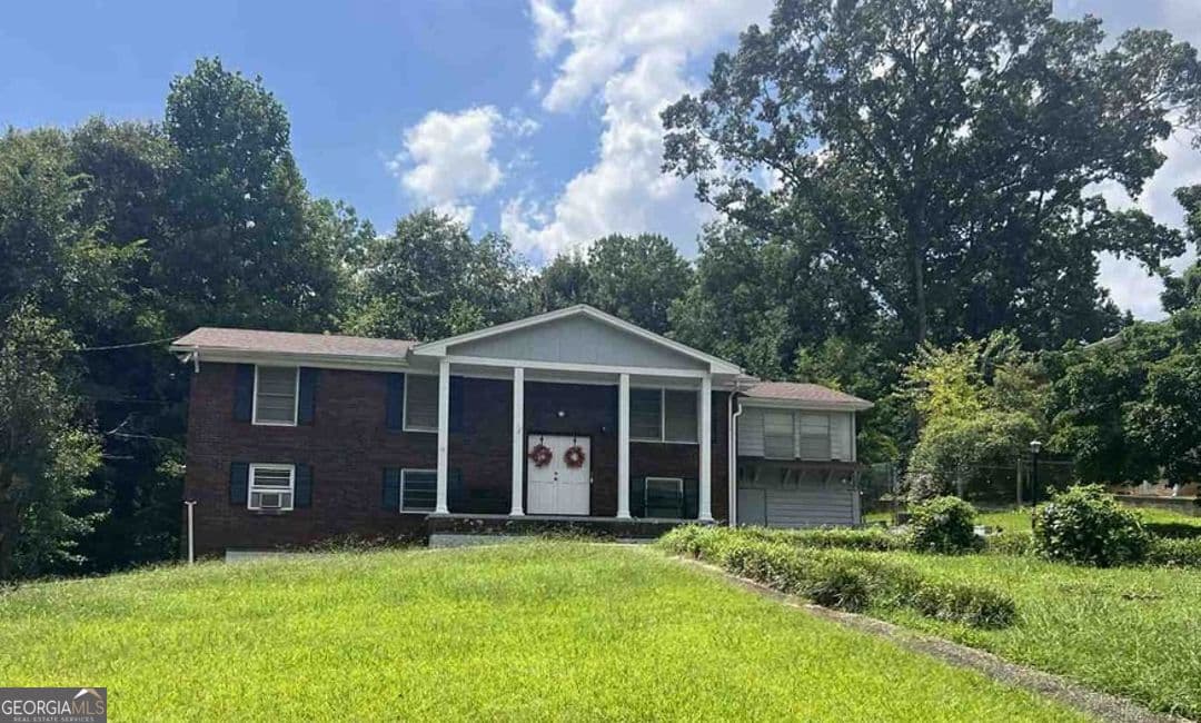 3 bedroom, 2 bathroom, 1,432 sq ft single family residence for sale at 6415 Katie Lane, Morrow, GA 30260