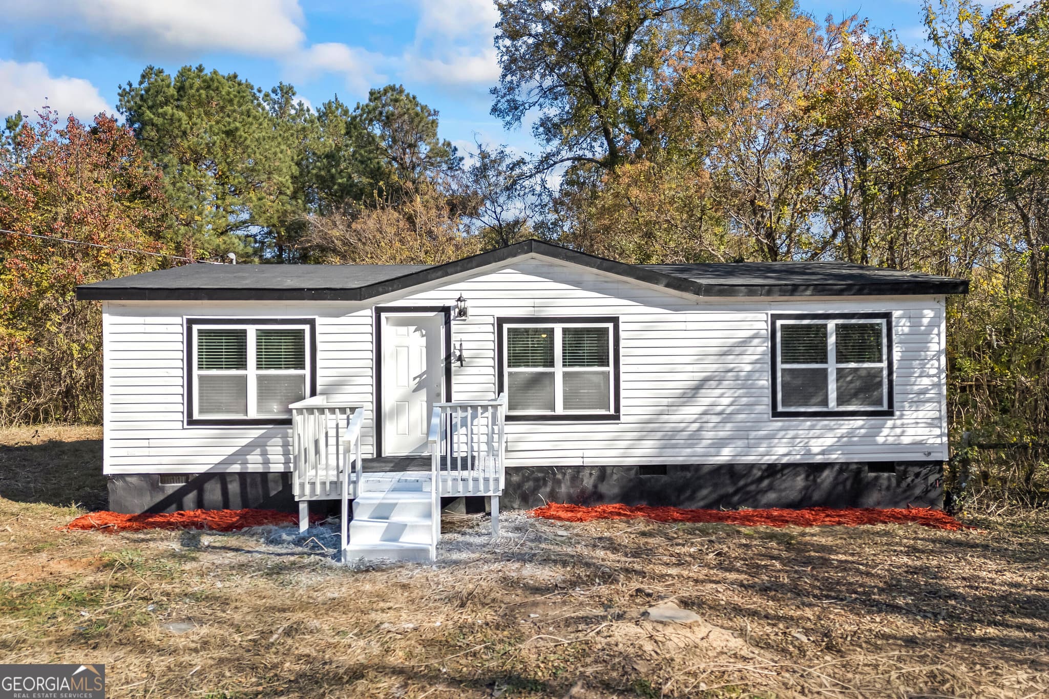 3 bedroom, 2 bathroom, 1,080 sq ft single family residence for sale at 3314 Centerville Road, Lexington, GA 30648 — photo 1 of 29