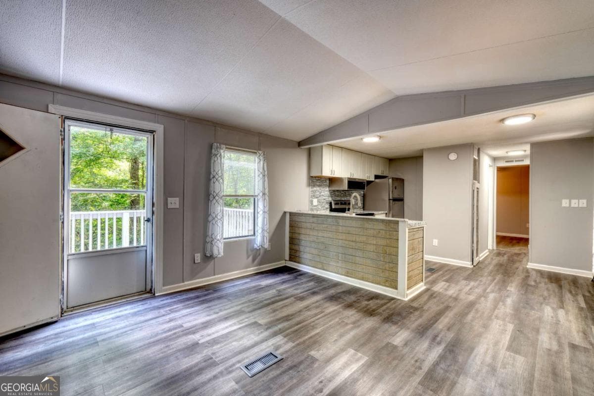2 bedroom, 1 bathroom manufactured home,single family residence under contract at 8223 True Love Mountain Road, Young Harris, GA 30582 — photo 9