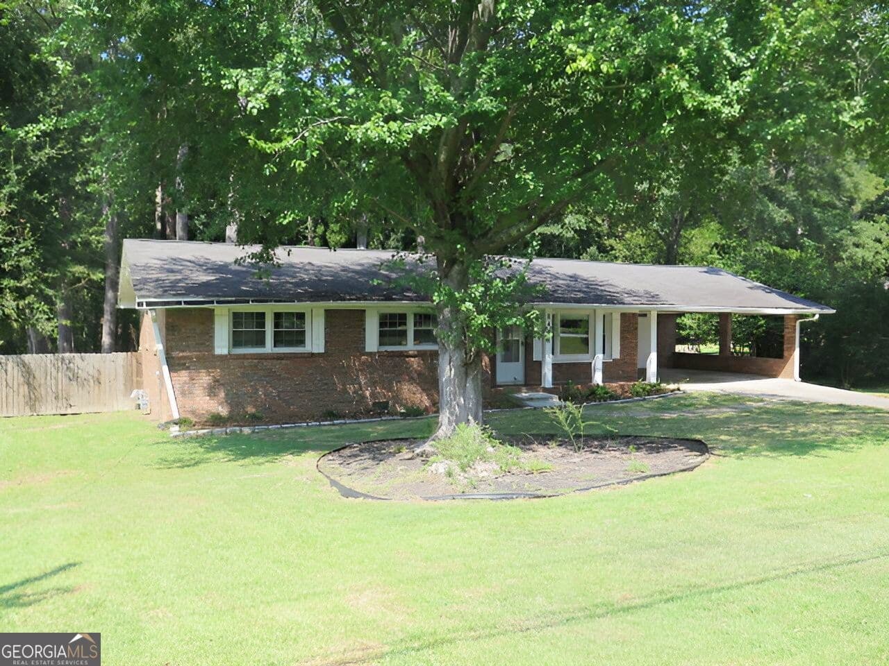 3 bedroom, 2 bathroom, 2,920 sq ft single family residence for sale at 2455 Thornton Drive, Atlanta, GA 30349 — photo 2