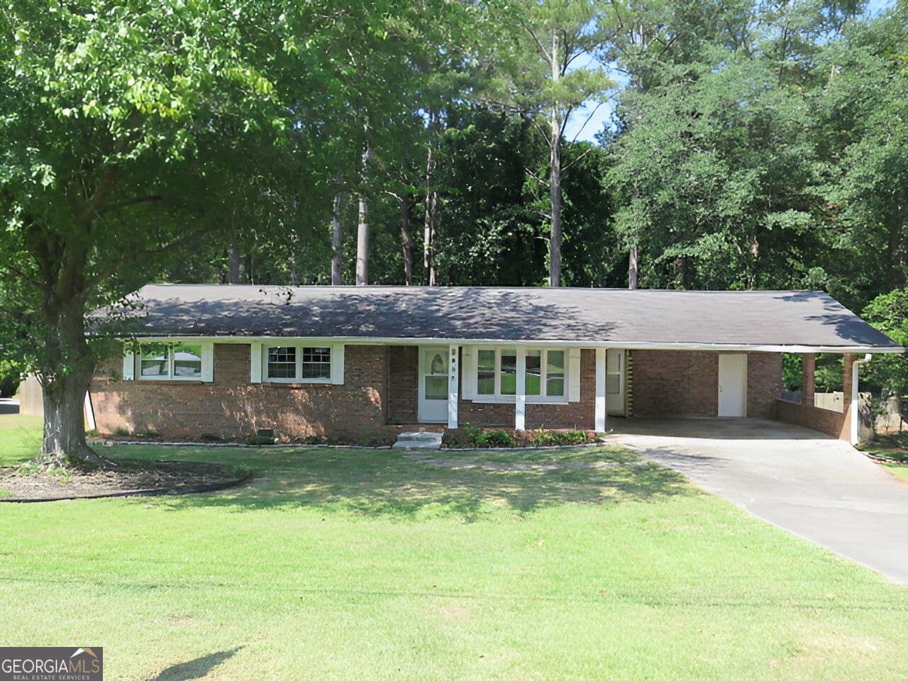 3 bedroom, 2 bathroom, 2,920 sq ft single family residence for sale at 2455 Thornton Drive, Atlanta, GA 30349 — photo 1 of 35