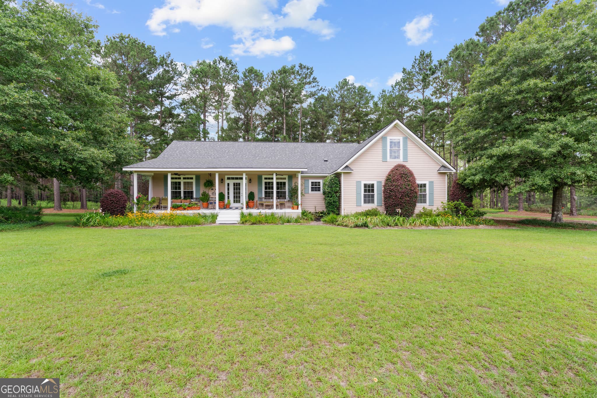 3 bedroom, 2 bathroom, 2,955 sq ft single family residence sold at 2441 Bovine Road, Sylvania, GA 30467