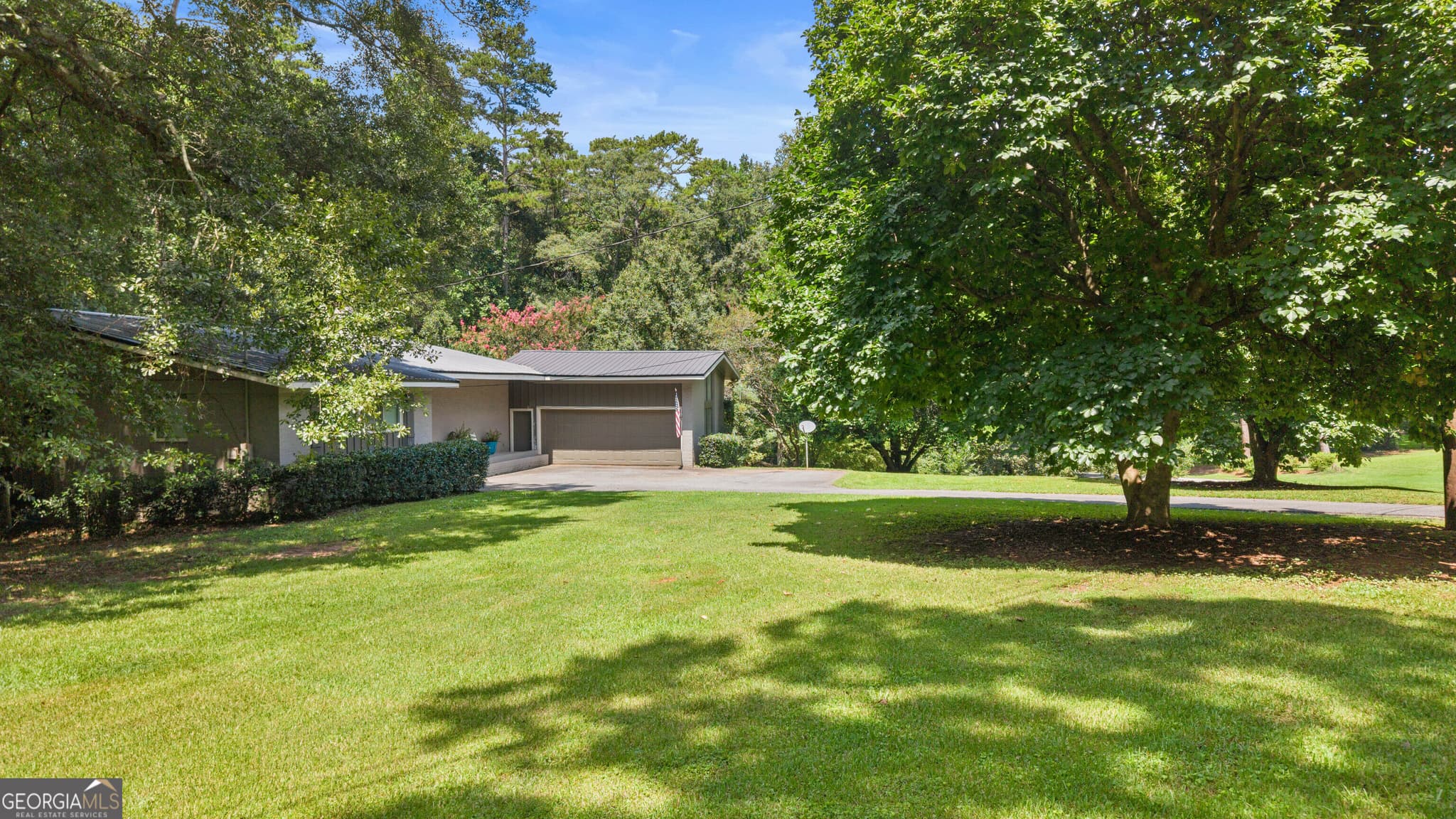 3 bedroom, 2 bathroom, 2,812 sq ft single family residence for sale at 101 Jenkins Drive, Eatonton, GA 31024 — photo 9