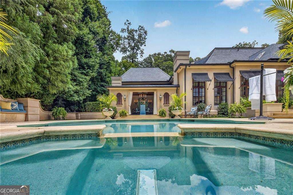 5 bedroom, 6 bathroom single family residence for sale at 675 W Paces Ferry Road 14, Atlanta, GA 30327 — photo 2