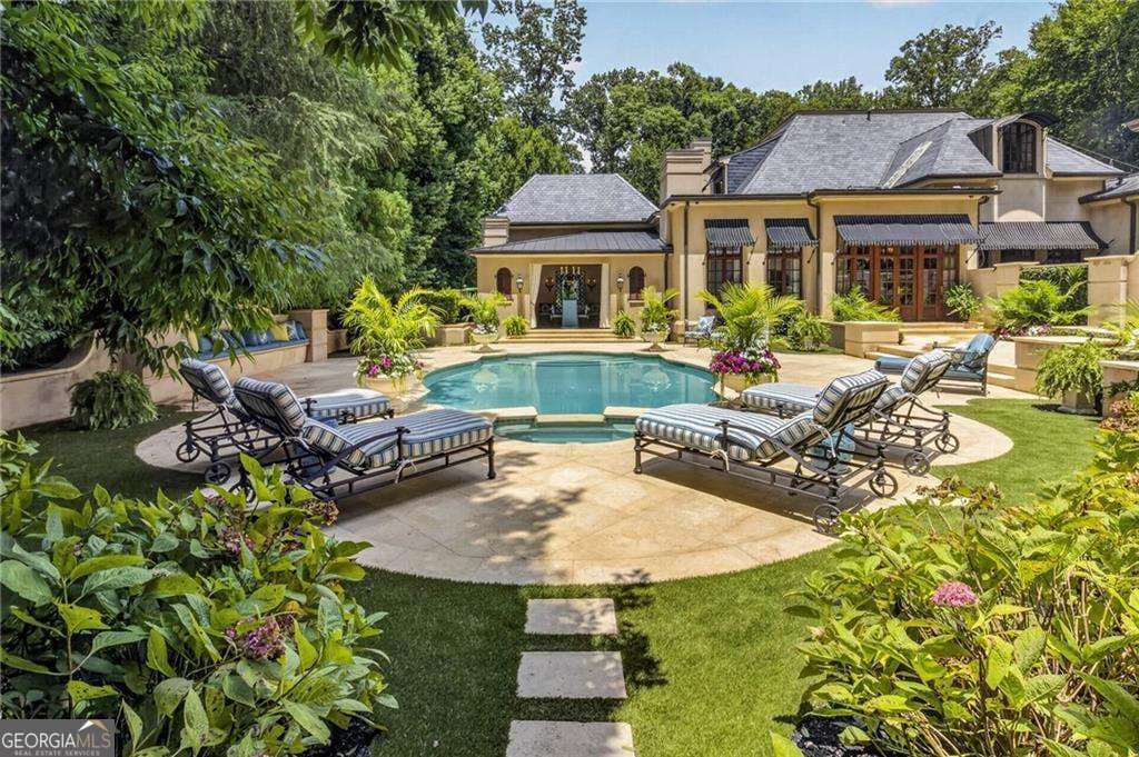 5 bedroom, 6 bathroom single family residence for sale at 675 W Paces Ferry Road 14, Atlanta, GA 30327 — photo 3