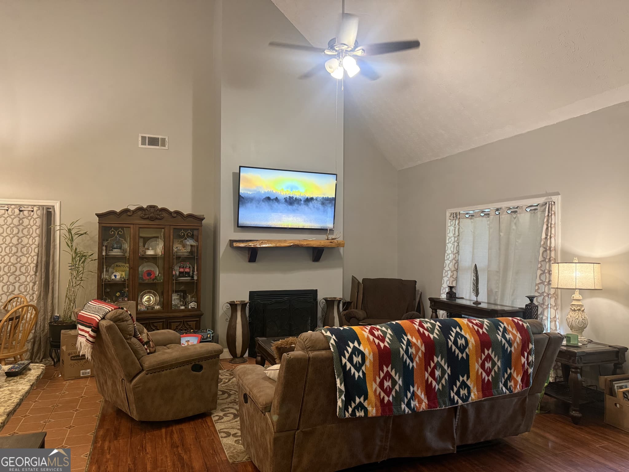 4 bedroom, 2.5 bathroom, 1,960 sq ft single family residence for sale at 408 Bowen Road, Milner, GA 30257 — photo 9