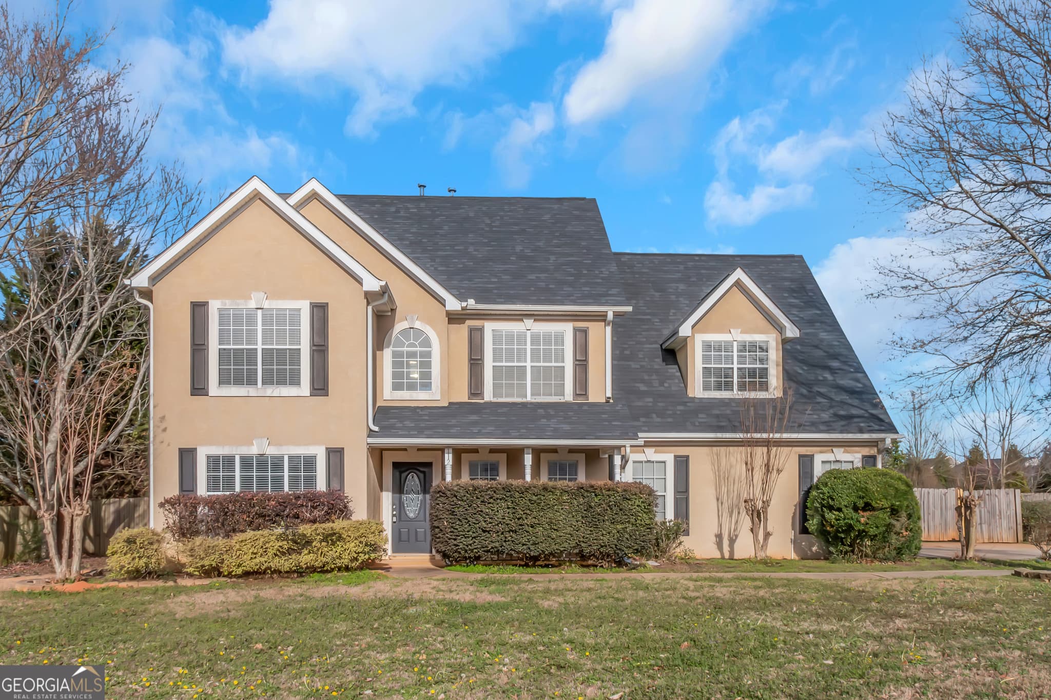 4 bedroom, 2.5 bathroom, 2,397 sq ft single family residence for sale at 112 Wyckliffe Drive, Locust Grove, GA 30248 — photo 2