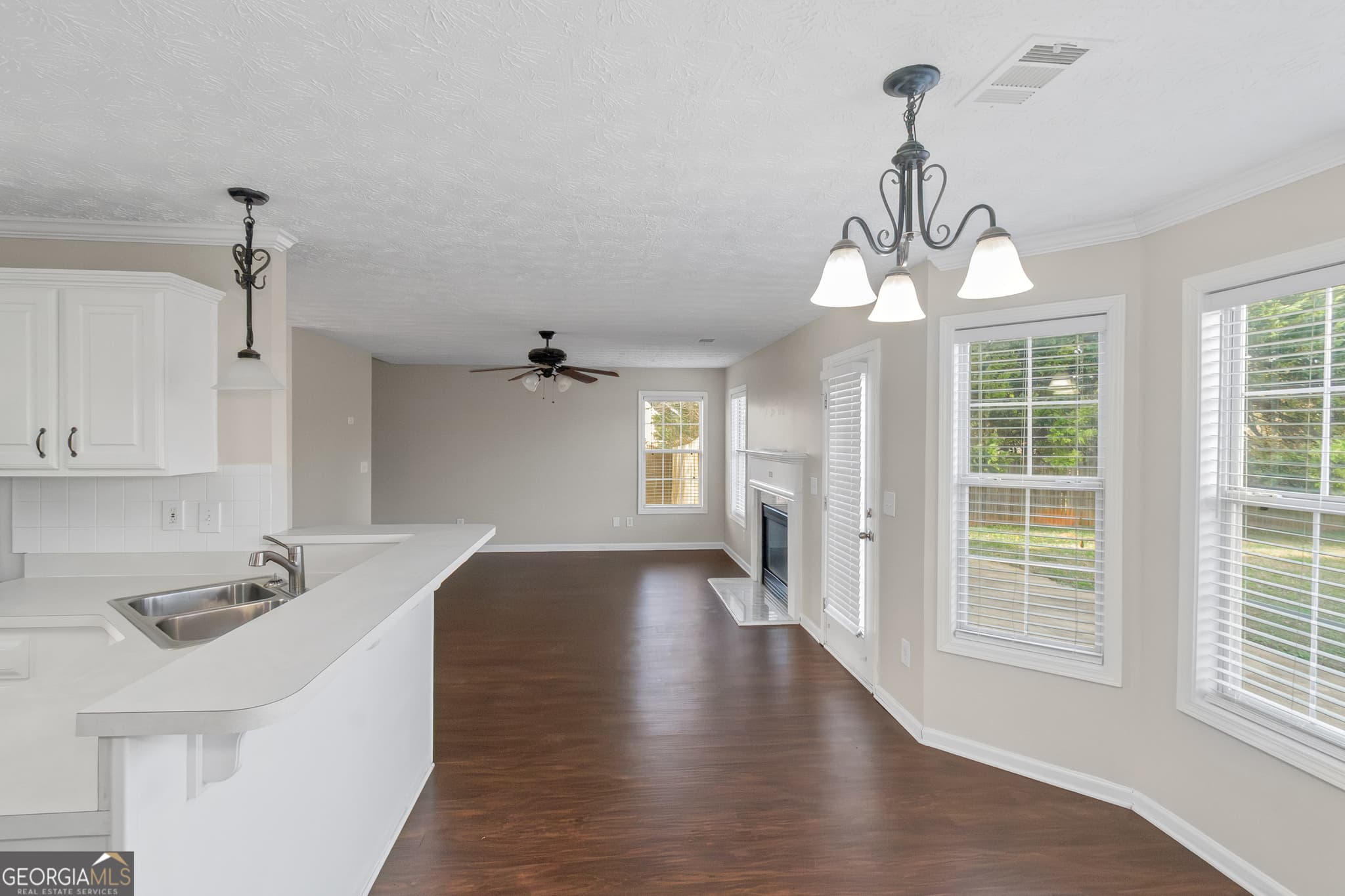 4 bedroom, 2.5 bathroom, 2,397 sq ft single family residence for sale at 112 Wyckliffe Drive, Locust Grove, GA 30248 — photo 9