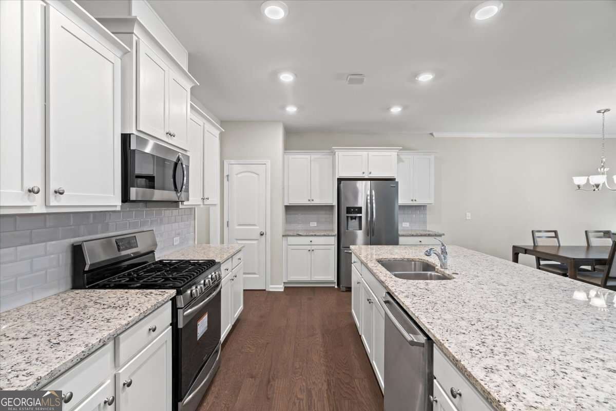 3 bedroom, 2.5 bathroom, 1,918 sq ft townhouse under contract at 4442 Park Vista Lane, Buford, GA 30518 — photo 6