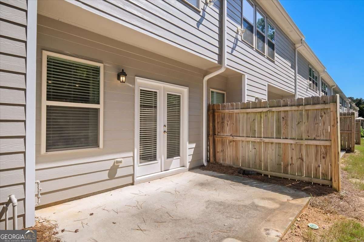 3 bedroom, 2.5 bathroom, 1,918 sq ft townhouse under contract at 4442 Park Vista Lane, Buford, GA 30518 — photo 9