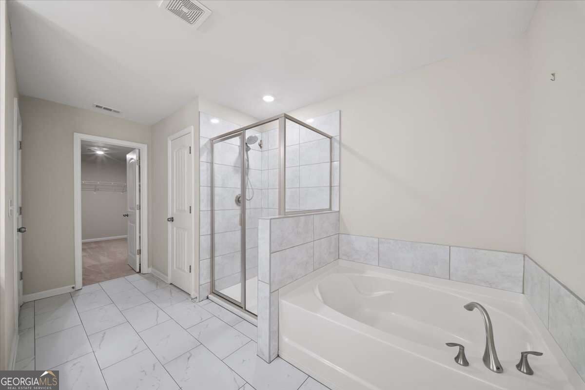 3 bedroom, 2.5 bathroom, 1,918 sq ft townhouse under contract at 4442 Park Vista Lane, Buford, GA 30518 — photo 8