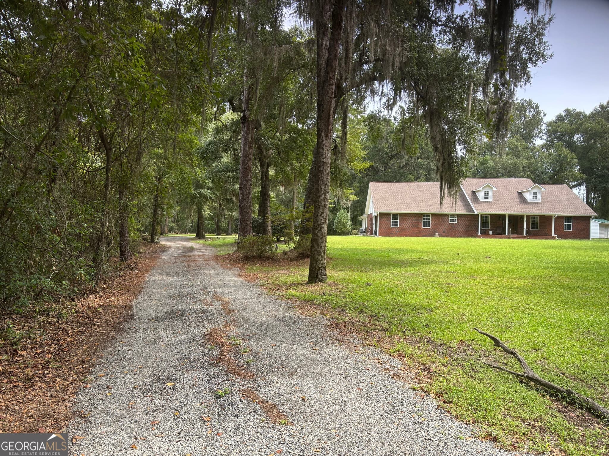3 bedroom, 2.5 bathroom, 2,406 sq ft single family residence for sale at 134 Spirit Lane, Brunswick, GA 31523 — photo 1 of 37