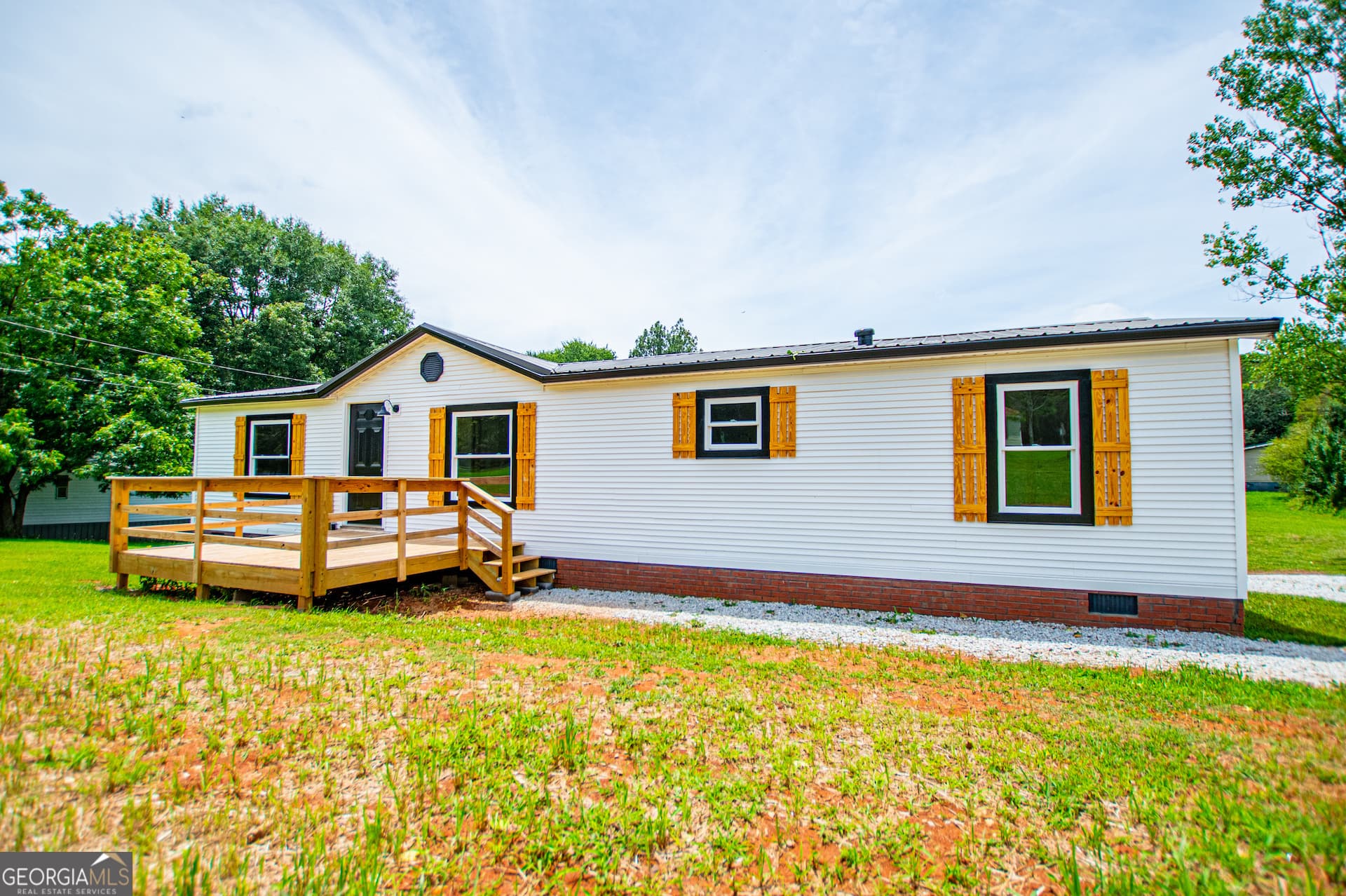 3 bedroom, 2 bathroom single family residence sold at 372 Wessmanor Drive, Bowdon, GA 30108