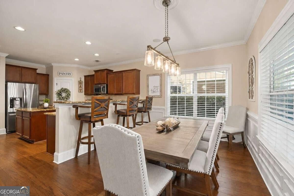 3 bedroom, 2.5 bathroom, 2,489 sq ft townhouse for sale at 106 Danbury Court, Pooler, GA 31322 — photo 8