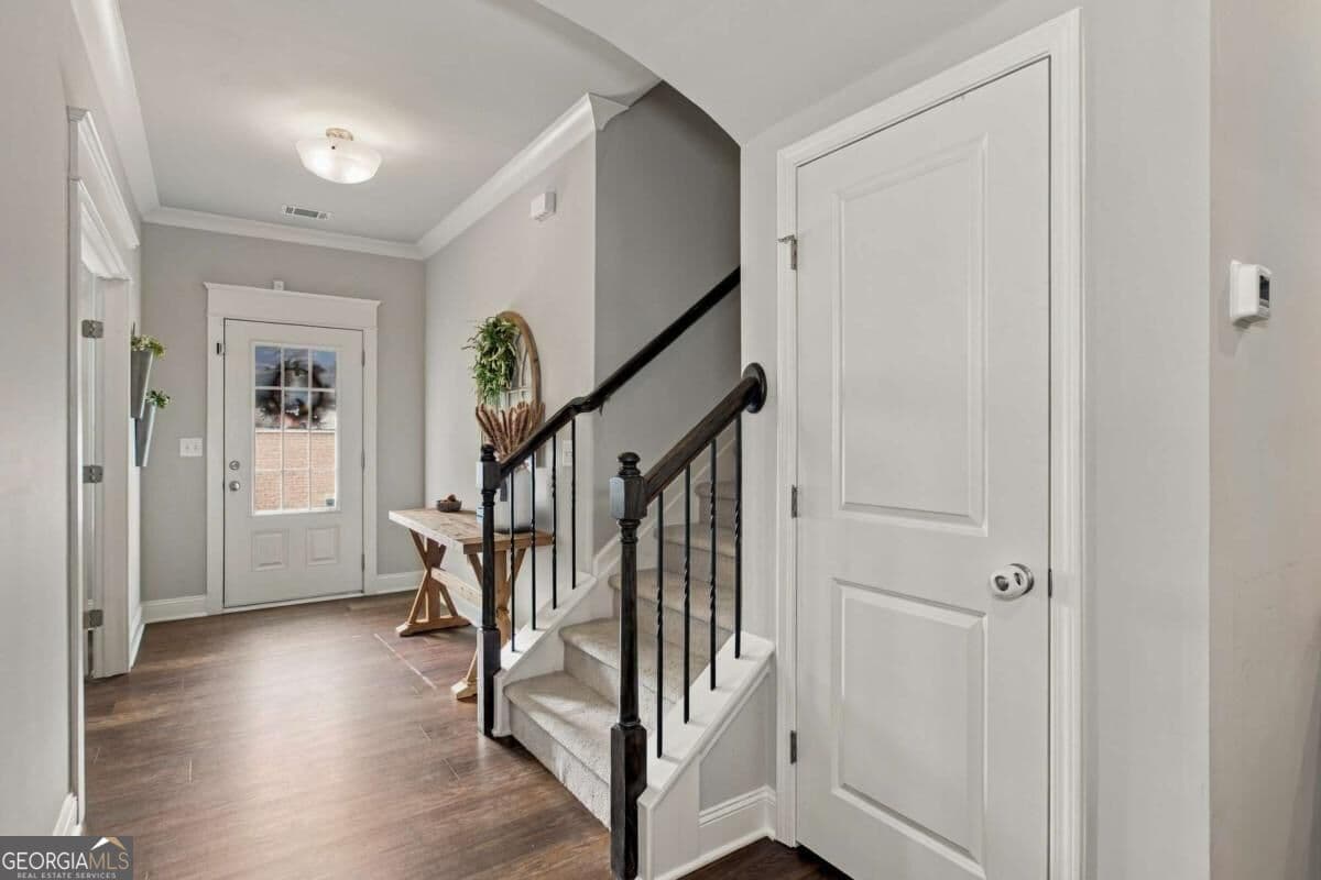 5 bedroom, 4 bathroom, 2,842 sq ft single family residence for sale at 1826 Holman Forest Drive, Hoschton, GA 30548 — photo 8