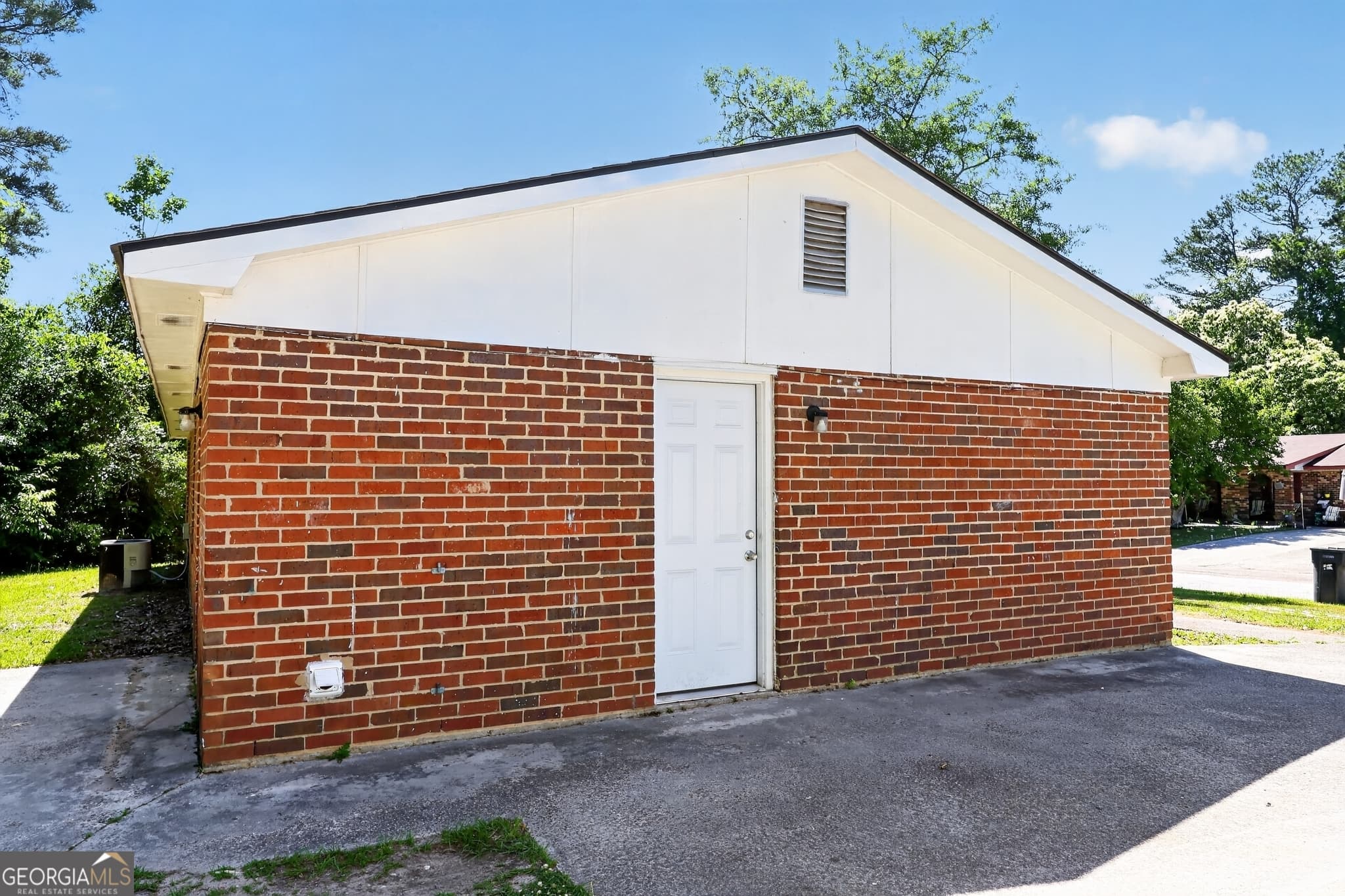 3 bedroom, 2 bathroom, 1,300 sq ft single family residence for sale at 3710 Massoit Drive, Augusta, GA 30906 — photo 4