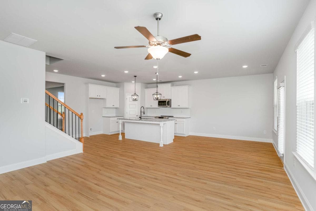 5 bedroom, 3 bathroom, 2,676 sq ft single family residence for sale at 12 Glengarry Court LOT 255, Adairsville, GA 30103 — photo 10