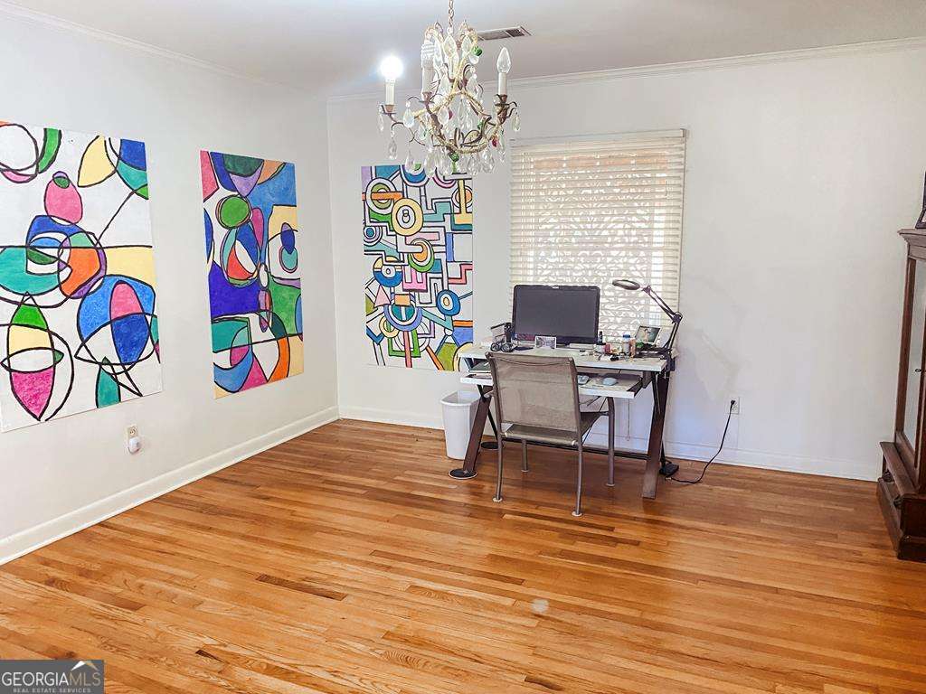 5 bedroom, 3 bathroom, 3,012 sq ft single family residence for sale at 172 W Leo Trapnell Avenue, Lyons, GA 30436 — photo 9
