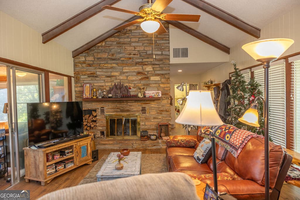 3 bedroom, 2 bathroom, 1,556 sq ft single family residence for sale at 419 Ridge Cliff, Marble, NC 28905 — photo 7