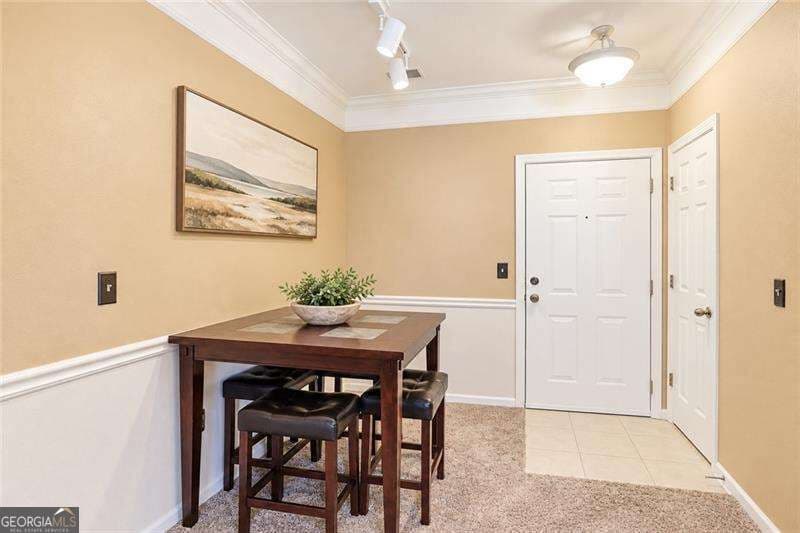1 bedroom, 1 bathroom, 727 sq ft condominium for sale at 1724 Whitemarsh Way, Savannah, GA 31410 — photo 6