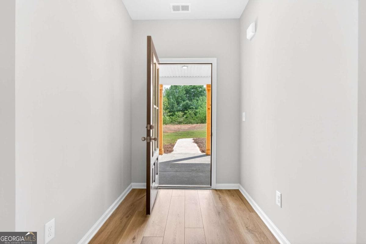 4 bedroom, 2.5 bathroom, 2,170 sq ft single family residence for sale at 490 Bohannon Road 1, Grantville, GA 30220 — photo 6