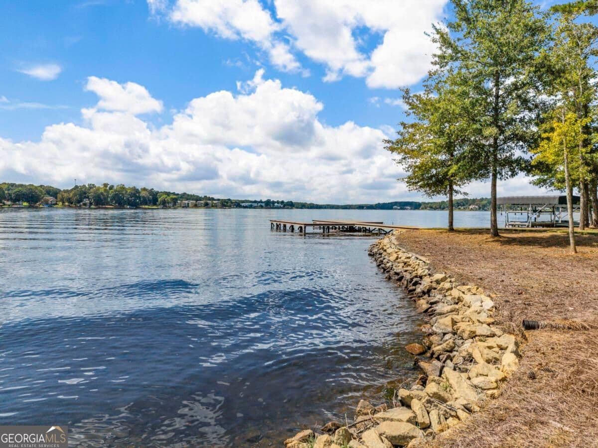 3 bedroom, 3 bathroom, 4,419 sq ft single family residence for sale at 131 Carolyn Drive, Eatonton, GA 31024 — photo 9