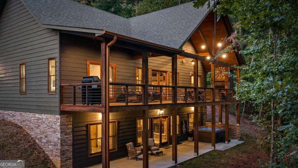 5 bedroom, 4 bathroom, 3,012 sq ft cabin,single family residence for sale at 1081 Dills Road, Blue Ridge, GA 30513 — photo 9