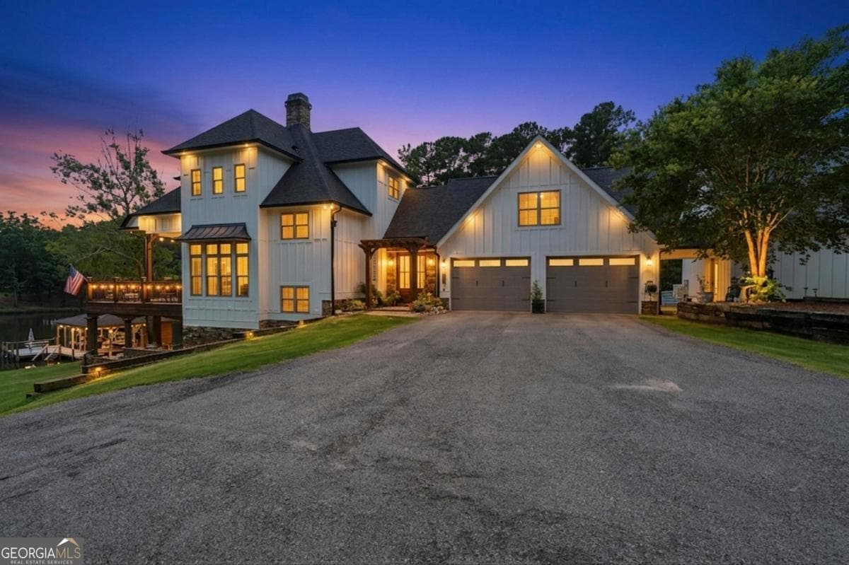5 bedroom, 3.5 bathroom, 4,528 sq ft single family residence for sale at 202 Sinclair Road, Eatonton, GA 31024 — photo 2