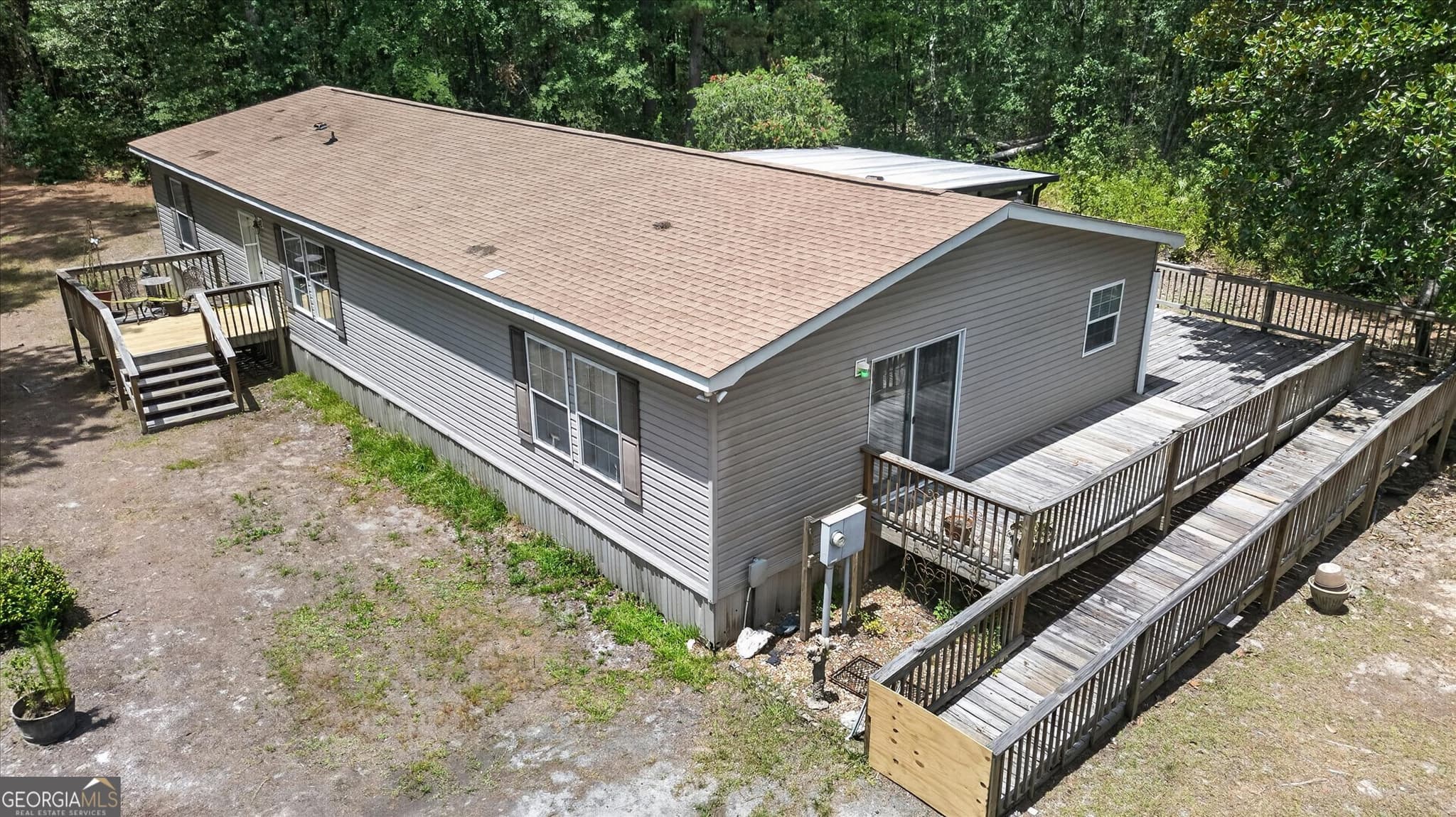 3 bedroom, 2 bathroom, 2,304 sq ft manufactured home,single family residence for sale at 27418 GA-46, Ellabell, GA 31308 — photo 2