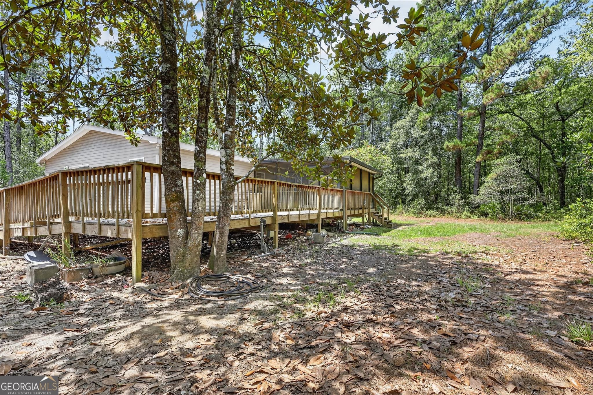3 bedroom, 2 bathroom, 2,304 sq ft manufactured home,single family residence for sale at 27418 GA-46, Ellabell, GA 31308