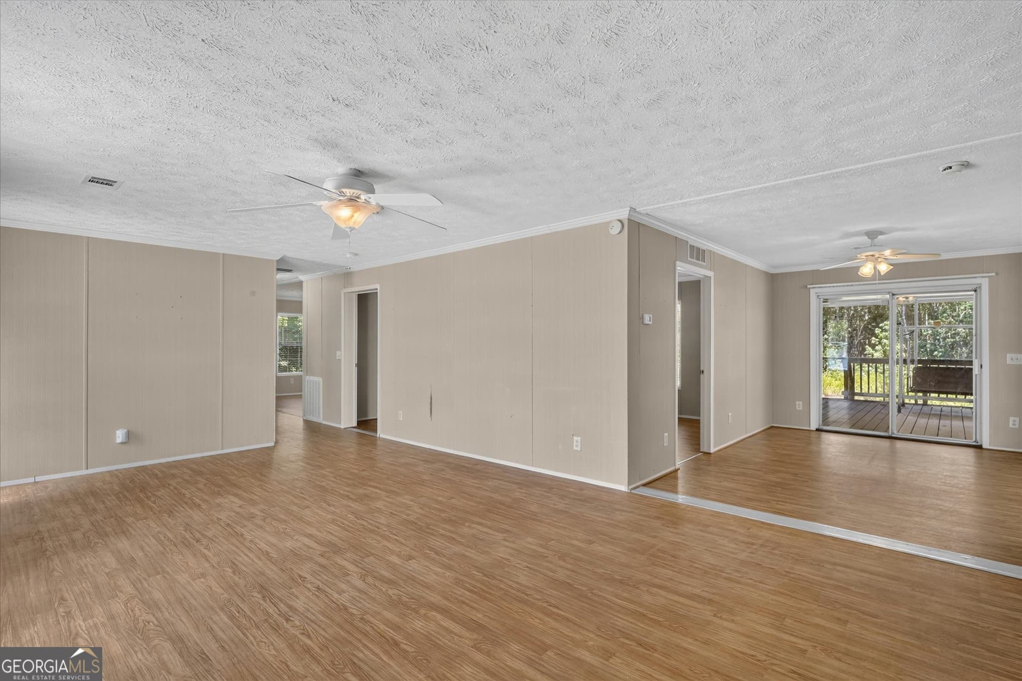 3 bedroom, 2 bathroom, 2,304 sq ft manufactured home,single family residence for sale at 27418 GA-46, Ellabell, GA 31308 — photo 8